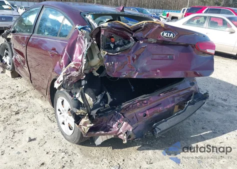 2017 Kia Forte Lx z USA, uszkodzony, nr VIN 3KPFK4A72HE030126